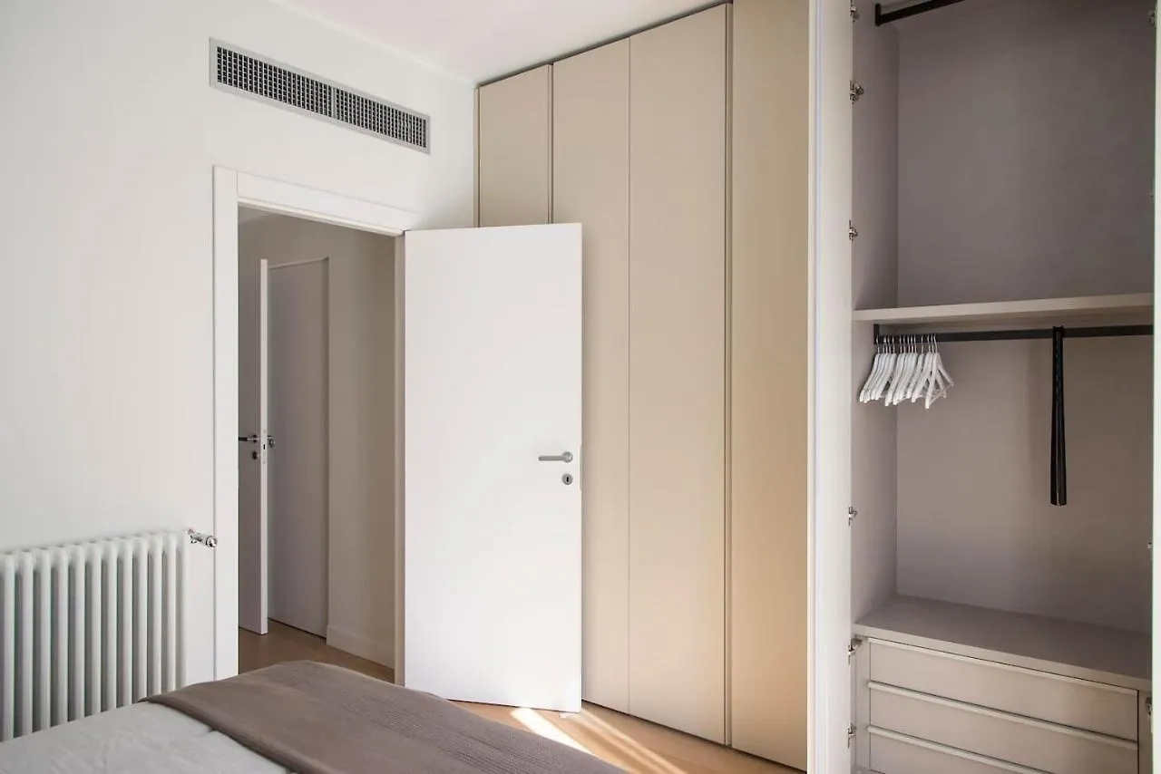 Brand New Apt , City Life District Milan 0*,  Italy